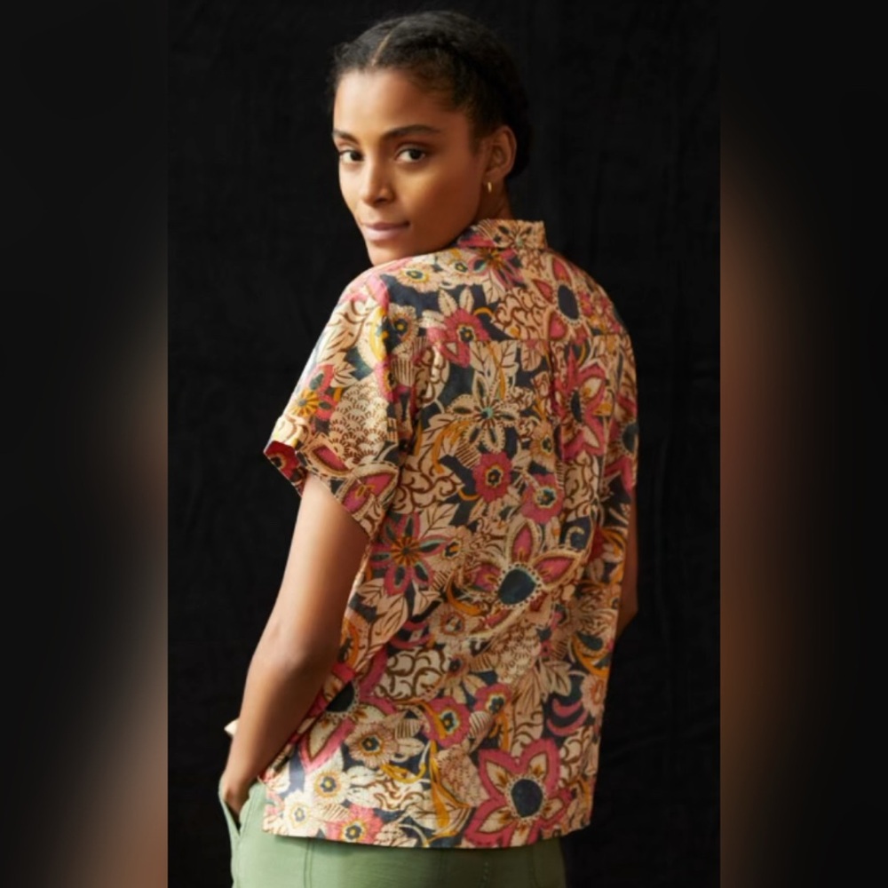 Anthropologie Pilcro Printed
Voile Surf Shirt - Picture 2 of 15